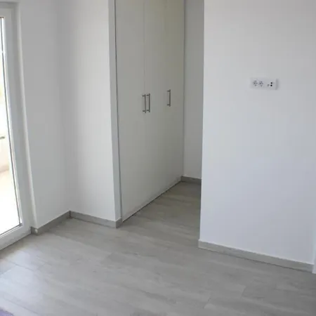 In - B55197 Promajna